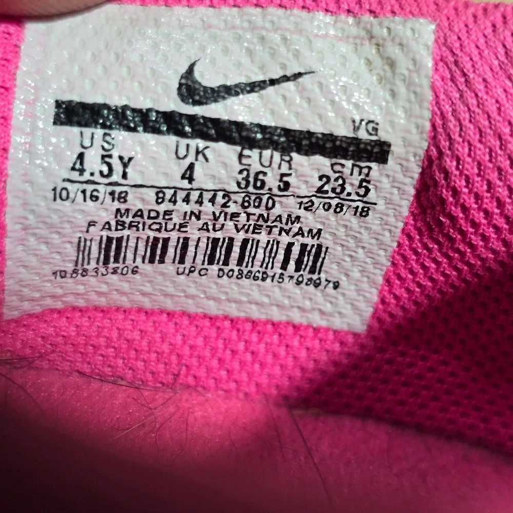 Nike‎ Jr. Bravata II FG Soccer Cleats Firm Ground Youth Size 4.5Y Pink Black
